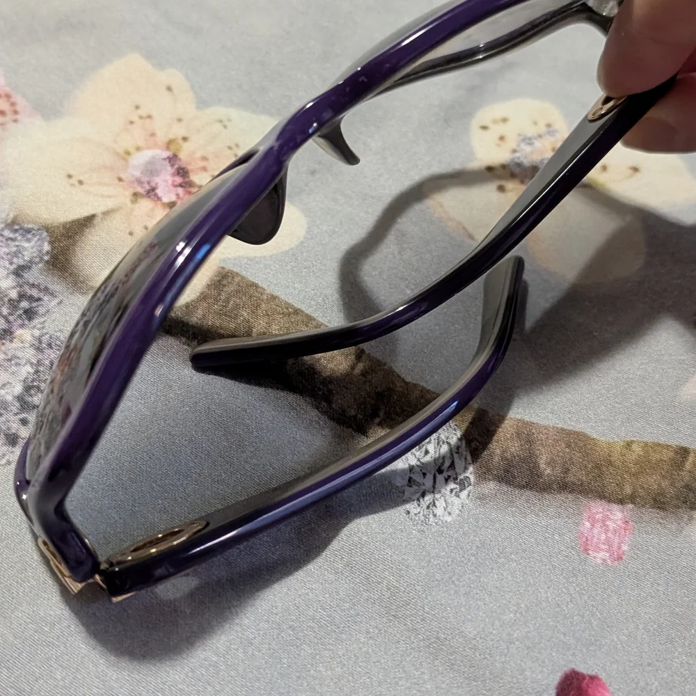 Dior sunglasses notes